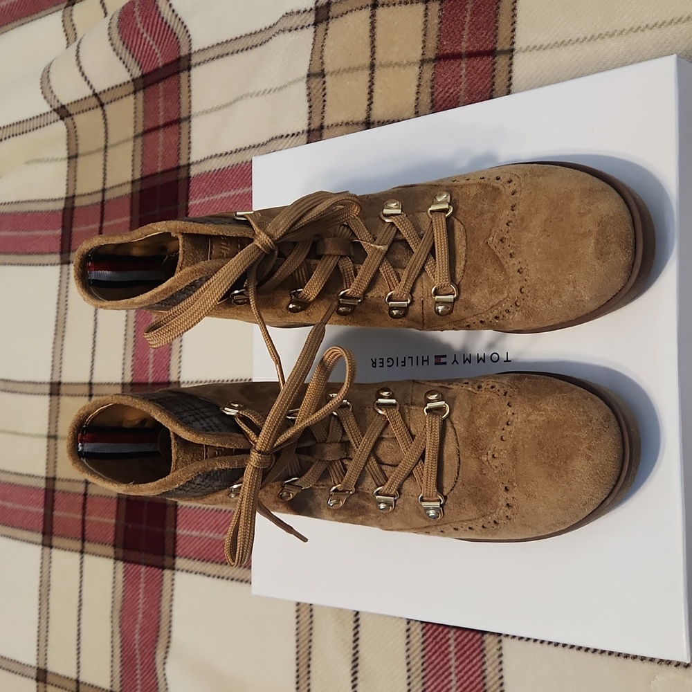 Women's Boots